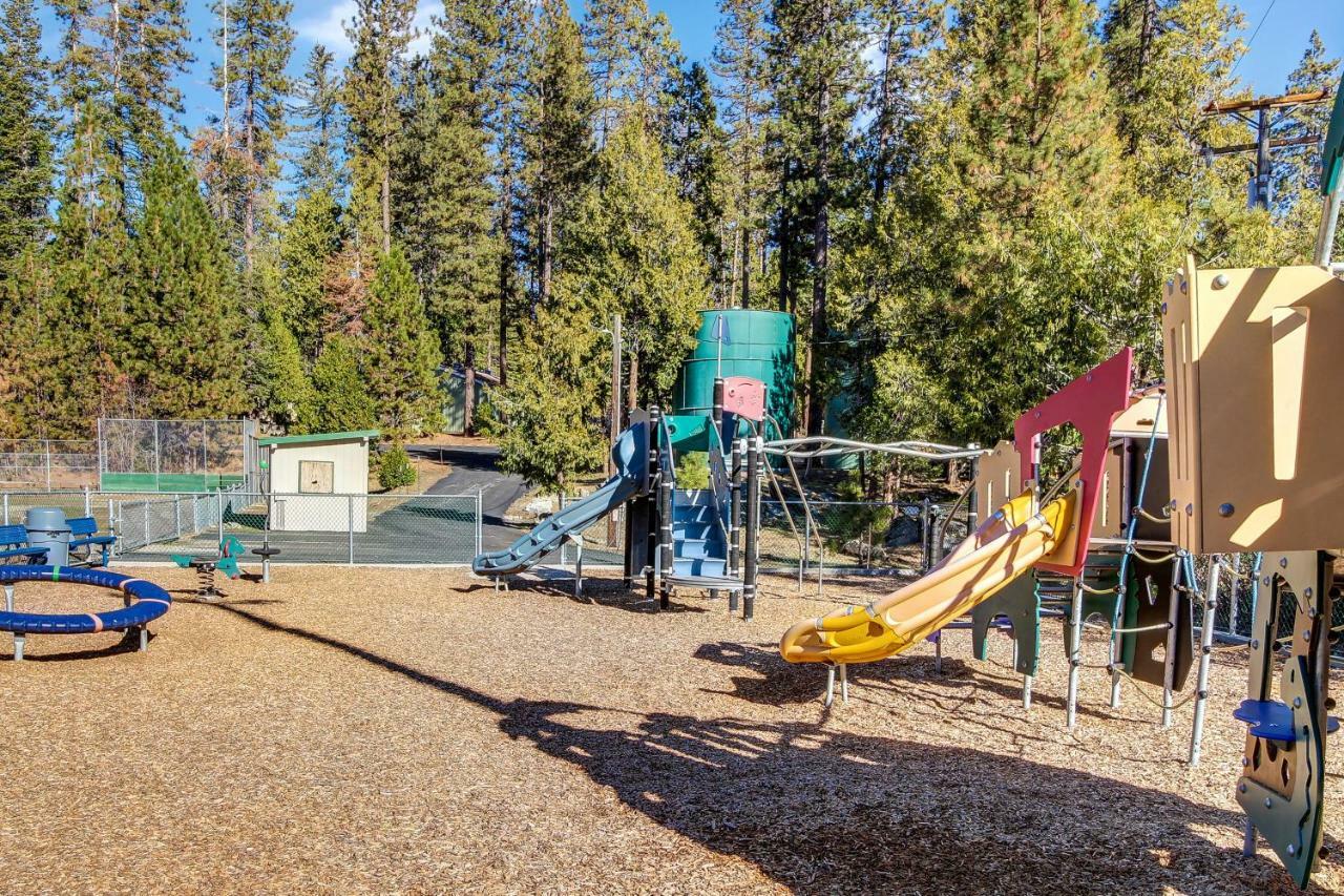 Villa Whispering Pines à Shaver Lake Extérieur photo